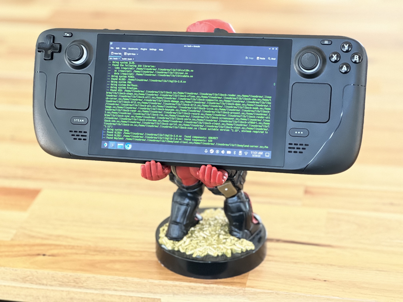 Steam Deck, Konsole in Desktop mode and Deadpool